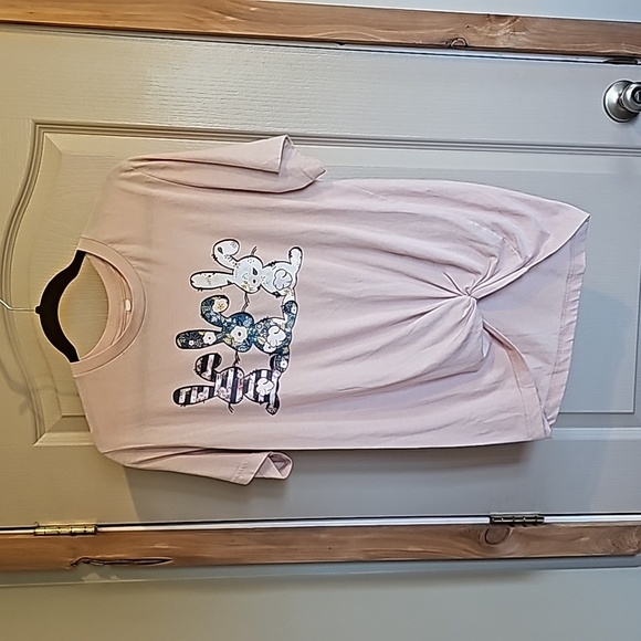 Large super cute Easter bunny 🐰 t shirt - Picture 1 of 4